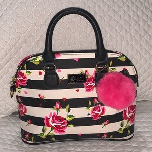 Betsey Johnson mini handbag 🌷